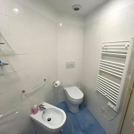 Lovely Flat With Terrace, Swimming Pool And Garage